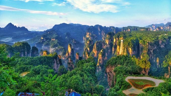 張家界旅遊防騙秘籍｜5 天 4 晚純玩行程，本地導遊帶你避開所有旅遊陷阱