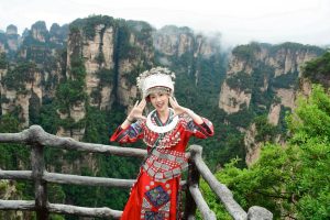 在地 20 年資深導遊全程帶隊，海外旅客專屬純玩行程